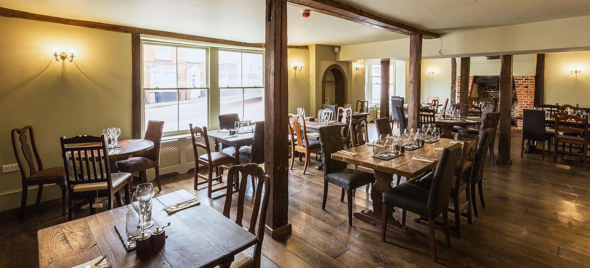 The Harvard Inn Stock Екстериор снимка